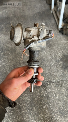 Ford Taunus distribütör