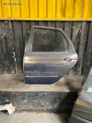 RENAULT SCENİC SOL ARKA KAPI / MERT OTO