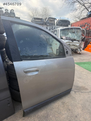 DACİA LODGY SAĞ ÖN KAPI