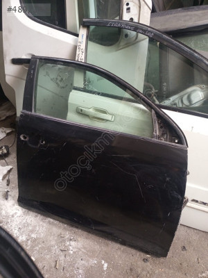 VOLKSWAGEN JETTA SAĞ ÖN KAPI