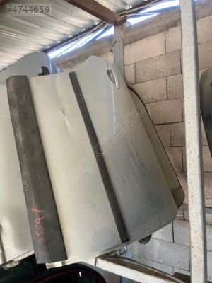 VOLKSWAGEN PASSAT SAĞ ARKA KAPI