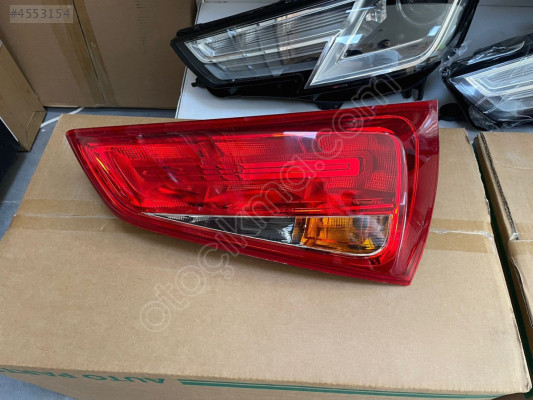 AUDİ A1 SAĞ STOP