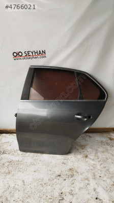 Jetta 2006-2010 arka sol kapı