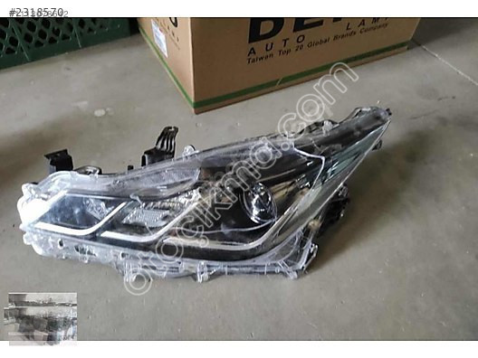 TOYOTA COROLLA SOL FAR ORJİNAL ÇIKMA CAM KIRIK KASA HATASI