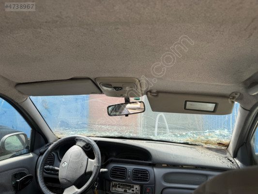 Renault Megane bir tavan lambası