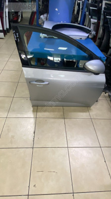 RENAULT MEGANE 4 SAĞ ÖN KAPI