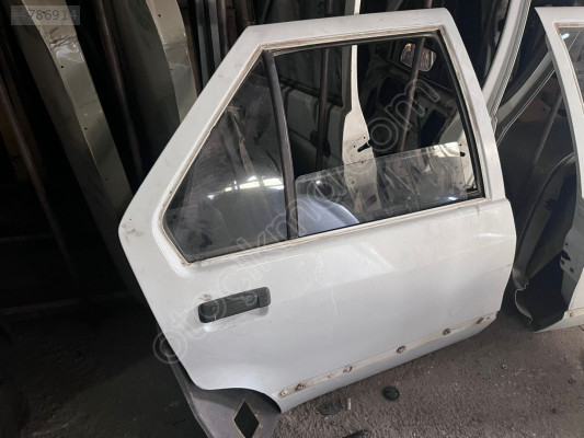 Renault R19 sag arka kapı