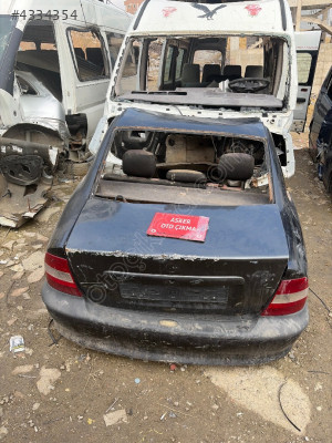 Vectra b komple arka