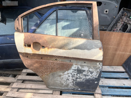 Hyundai era sağ arka kapı