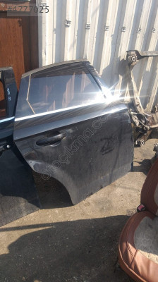 FORD MONDEO SAĞ ARKA KAPI