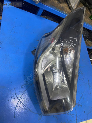 FORD TRANSİT SAĞ FAR