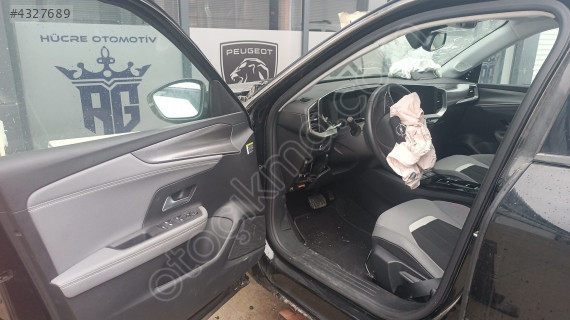OPEL MOKKA İÇ BAKALİTLER