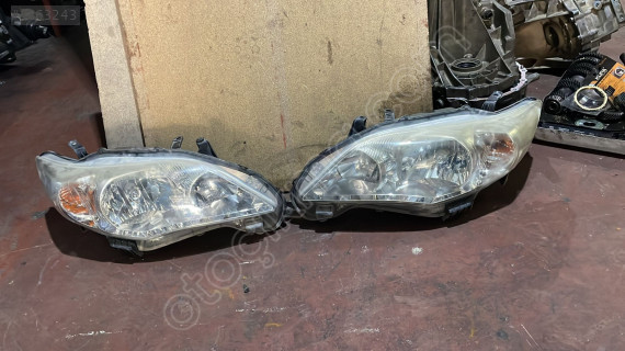TOYOTA COROLLA 2008 MODEL ORJİNAL ÇIKMA SAĞ FAR