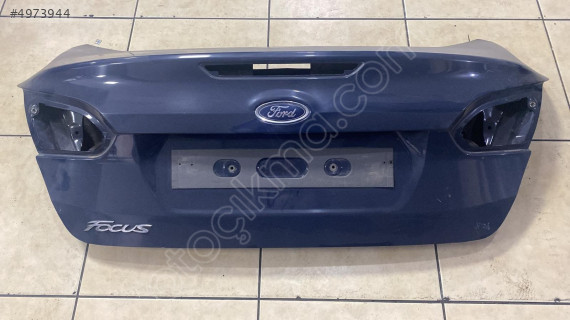 FORD FOCUS BAGAJ KAPAĞI