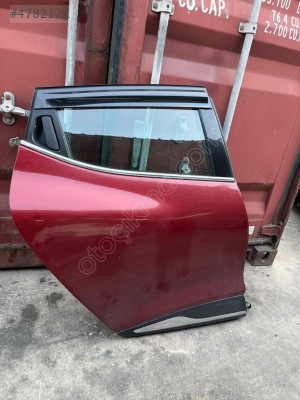 RENAULT CLİO 4 SAĞ ARKA KAPI