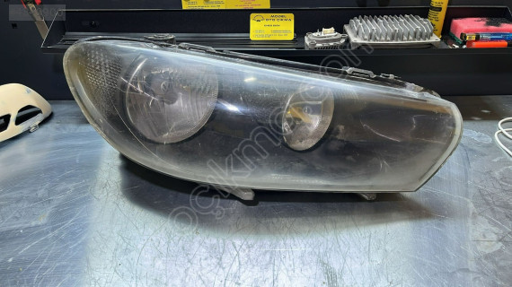 VOLKSWAGEN SCİROCCO SAĞ FAR