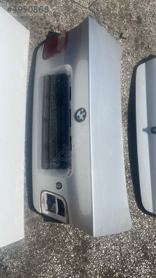 BMW E60 BAGAJ KAPAĞI