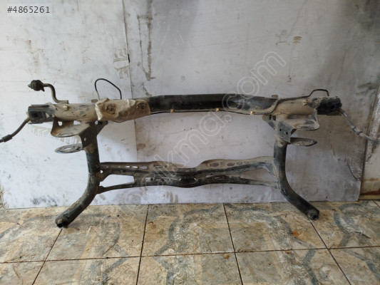 VOLKSWAGEN JETTA ARKA TRAVERS