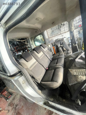RENAULT KANGOO 4 ARKA KOLTUK