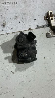 059129086L audi gaz kelebeği