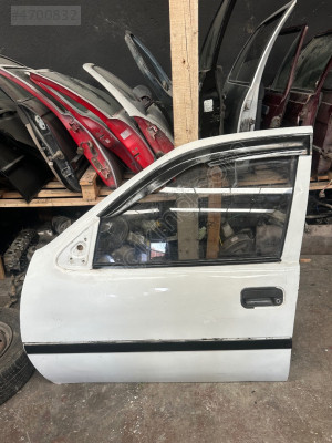 Vectra A sol ön kapı