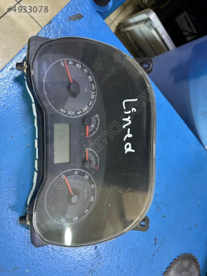 FIAT LİNEA GÖSTERGE SAATİ