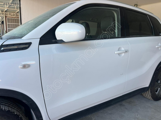 SUZUKİ  VİTARA SOL ÖN KAPI ORİJİNAL SÖKME