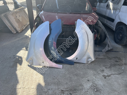 Peugeot tepe çıkma orijinal çamurluk
