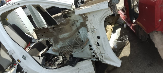 AUDİ A3 SAĞ ŞASİ