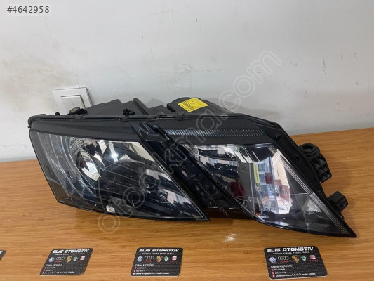 SKODA OCTAVİA SOL FAR