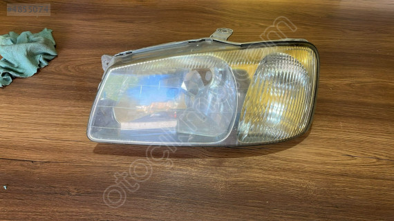 HYUNDAİ ACCENT SOL ÖN FAR
