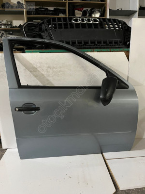 SKODA OCTAVİA 2000 2005 ÇIKMA DOLU SAĞ ÖN KAPI