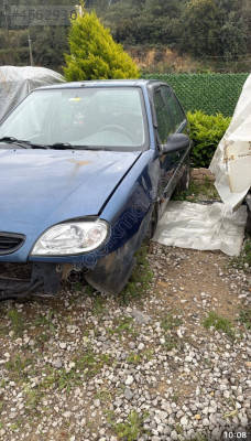Citroen Saxo sol ön kapı