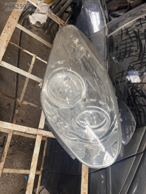 Fiat Doblo sağ ön far