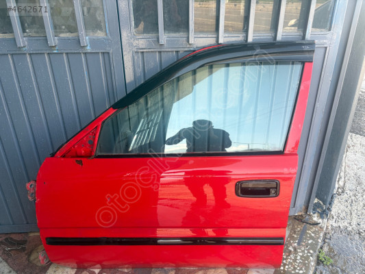 Toyota Corolla Sol Ön Kapı