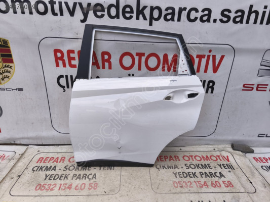 Hyundai bayon sol arka kapı