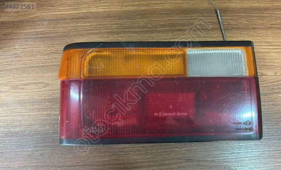 RENAULT 9 SOL ARKA STOP