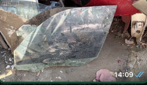 Citroën C4 picasso sol ön kapı camı