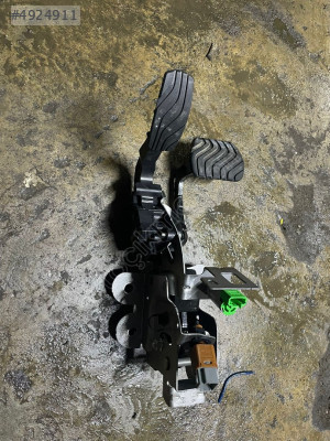 RENAULT MEGANE 4 PEDAL