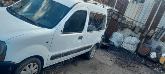 Renault Kangoo ön kapı
