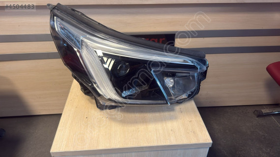 Subaru Forester Full Led Sağ Far Orjinal