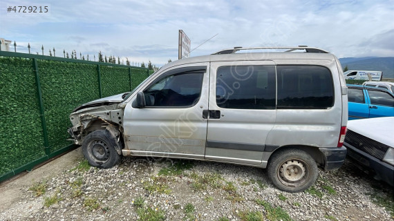 Peugeot partner kapı kilidi