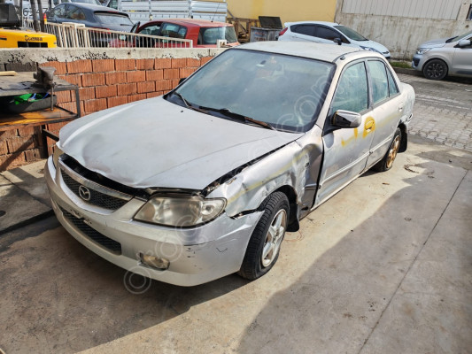 Mazda 323  Orijinal Çıkma Kapı 1999-2003  Model