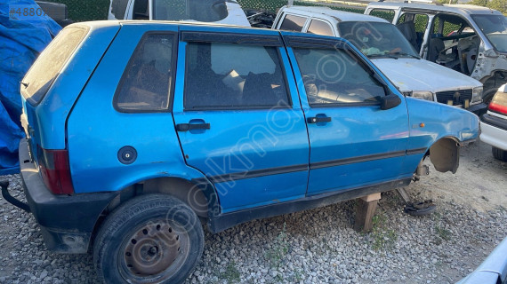 Fiat uno sağ arka kapı