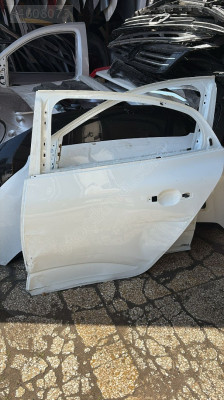 megane 4 sol arka kapı